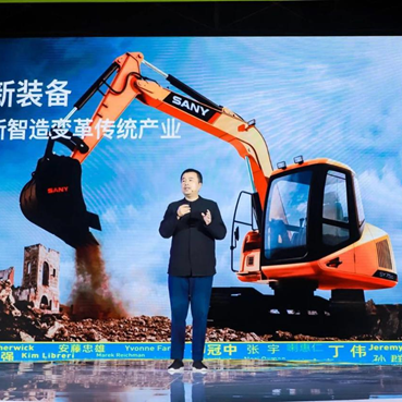 丁偉丨設(shè)計從服務(wù)型轉(zhuǎn)向驅(qū)動型，助推制造業(yè)和互聯(lián)網(wǎng)商業(yè)